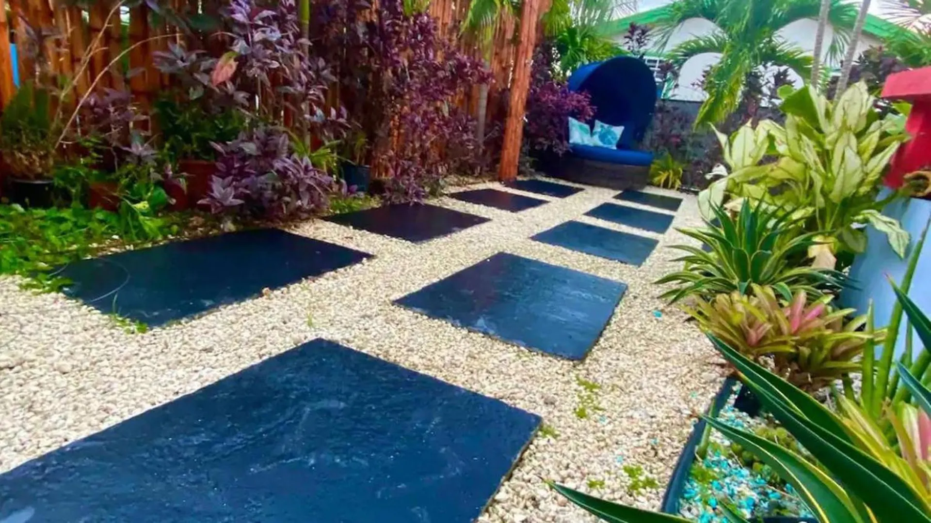 Have Fun With The Whole Family At This Stylish Place With Smart Home Features Christ Church